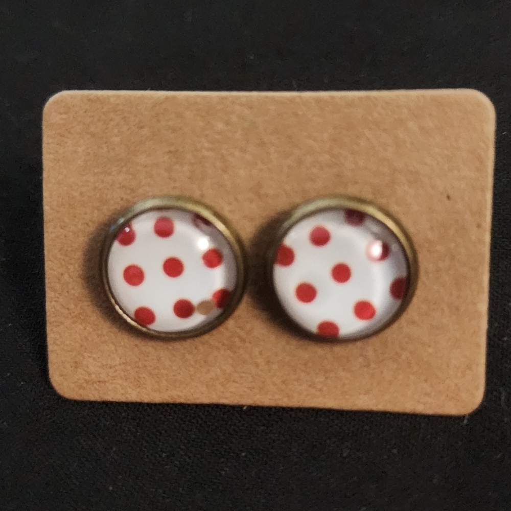 Brand NEW, Retro White with Red Polka Dot, Round Stud Earrings